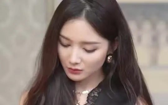 《天降七个未婚妻》：后宫喜剧还是情感羁绊？宅男的梦幻与挑战